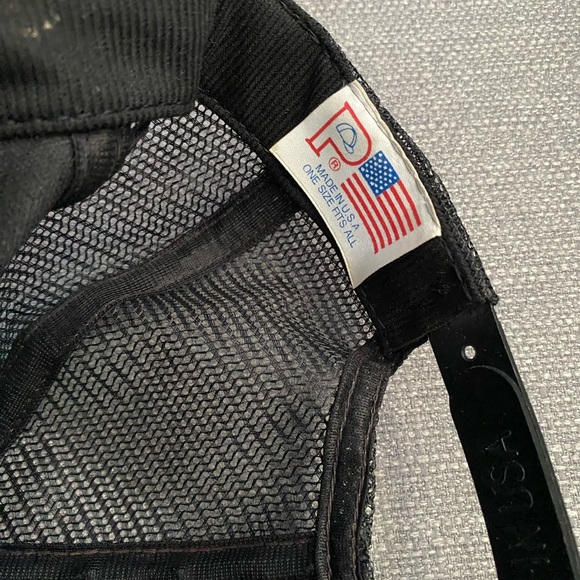 Vintage Mustang trucker cap - Picture 2 of 2